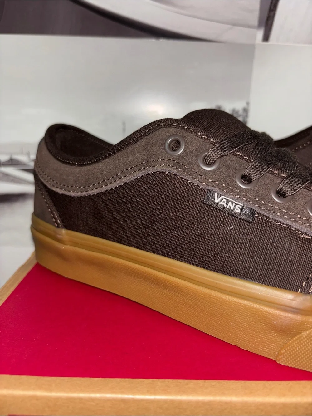 Vans Chukka Low sz 8.0 Men’s 9.5 Woman
